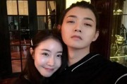 娱乐圈吃瓜壁纸下载安装,一键下载，轻松安装，畅享娱乐盛宴